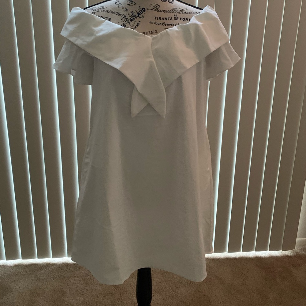 White dress 👗